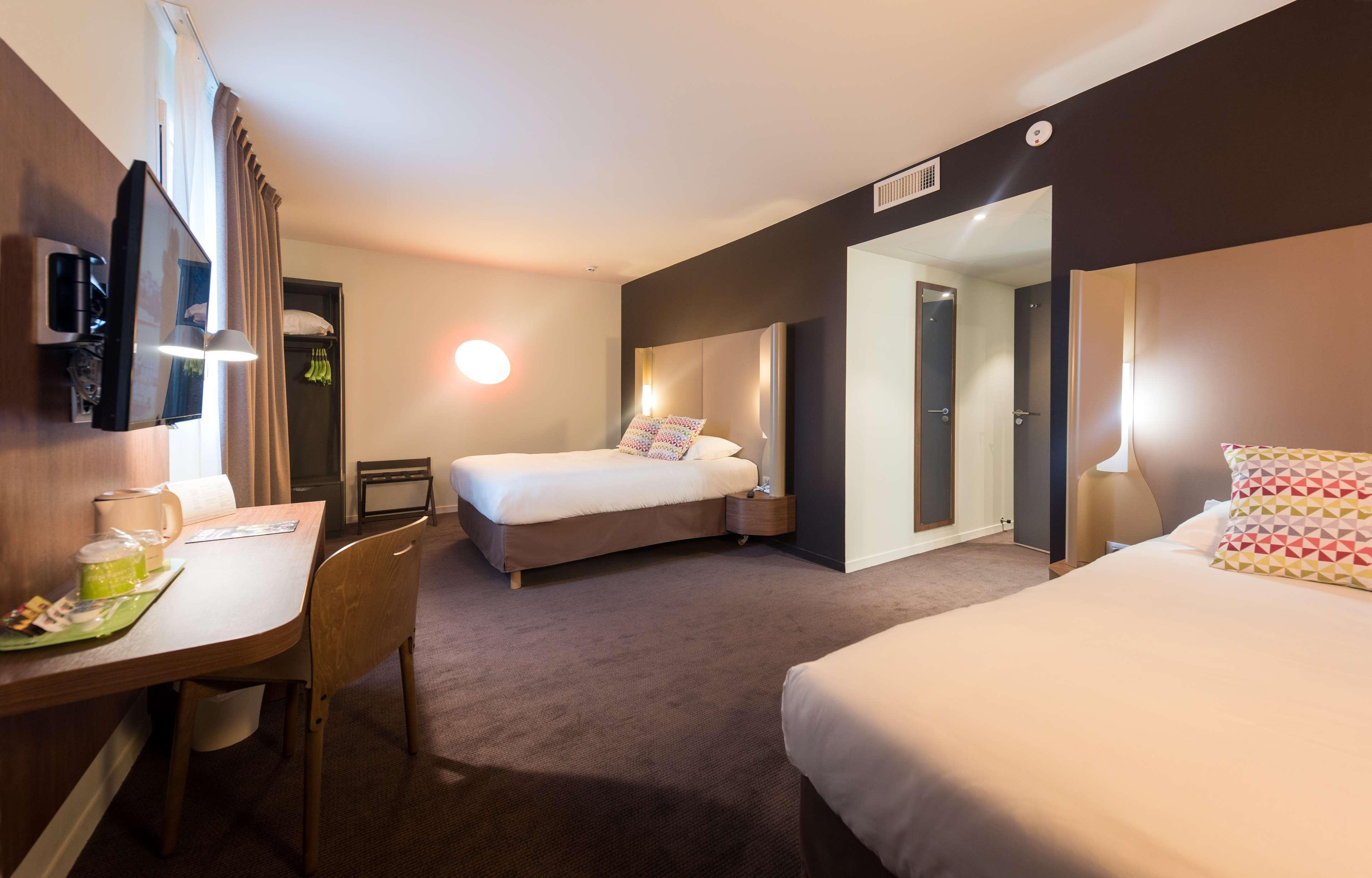 Campanile Le Mans Centre - Gare Hotel Ngoại thất bức ảnh