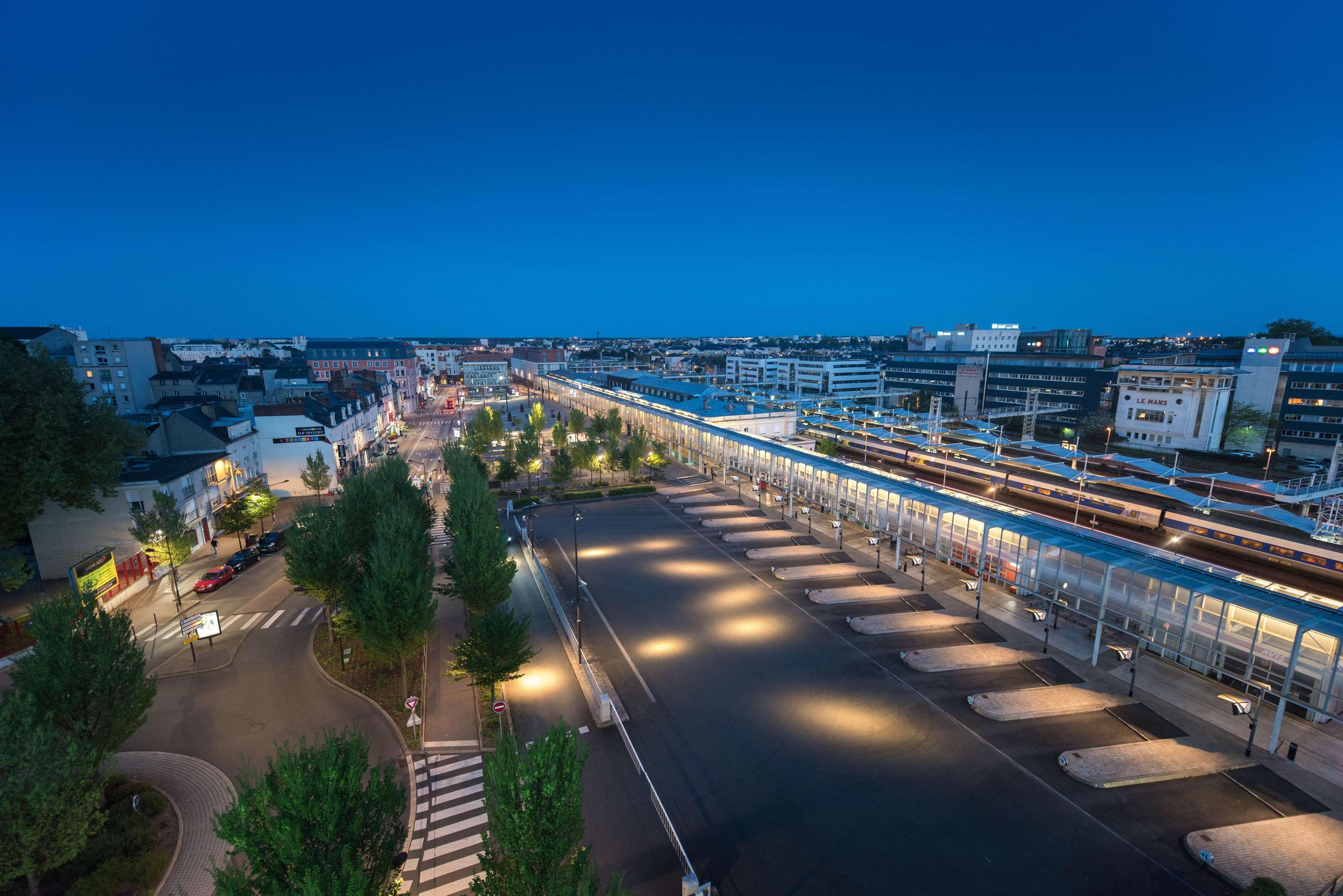 Campanile Le Mans Centre - Gare Hotel Ngoại thất bức ảnh