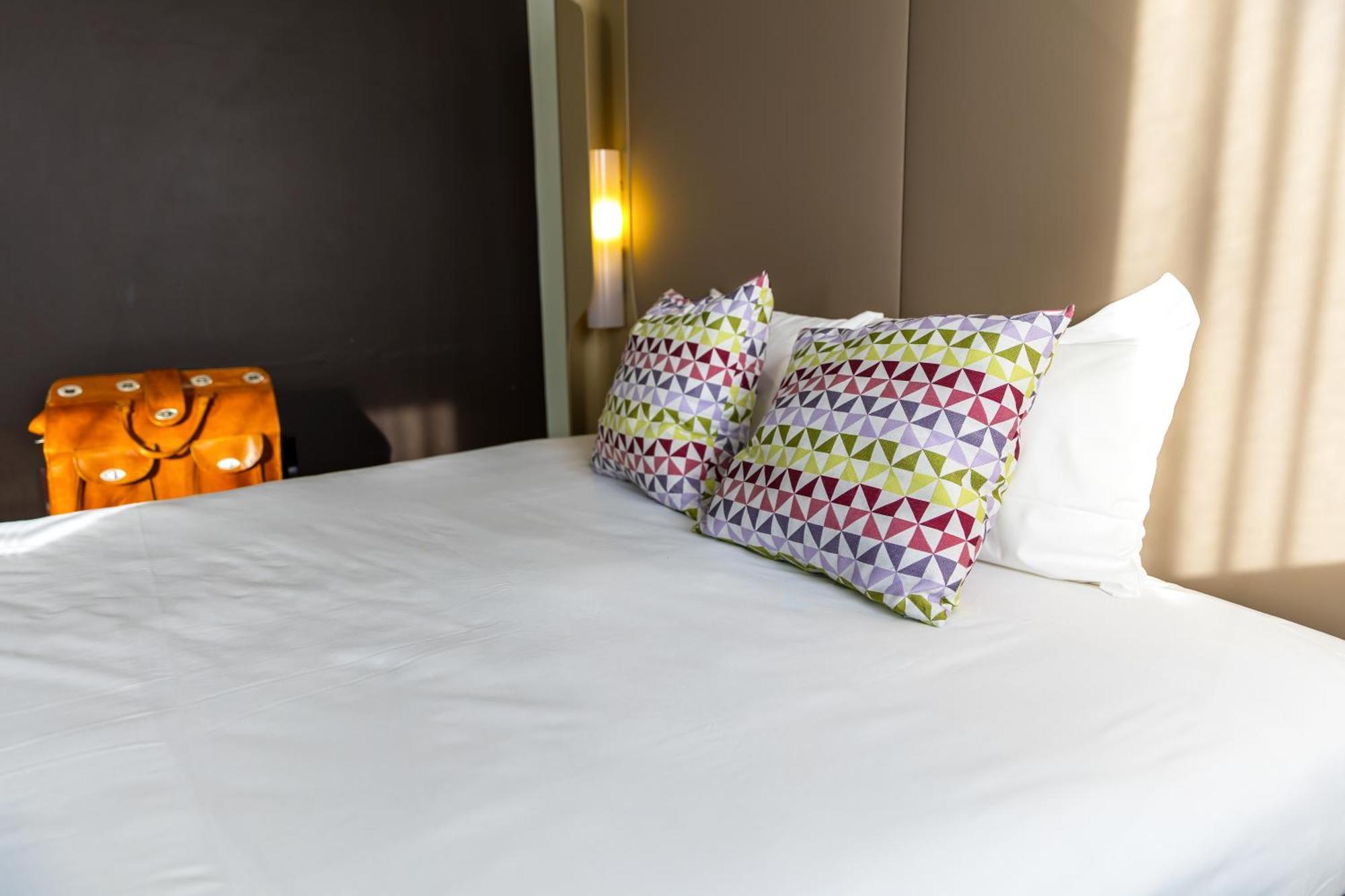 Campanile Le Mans Centre - Gare Hotel Ngoại thất bức ảnh